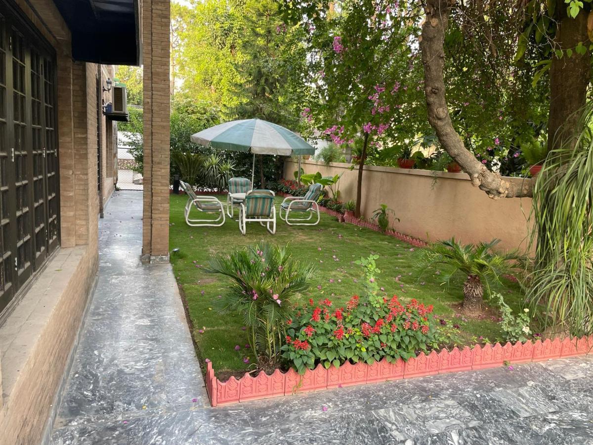 Riviera Courtyard Guest House Islamabad Eksteriør bilde