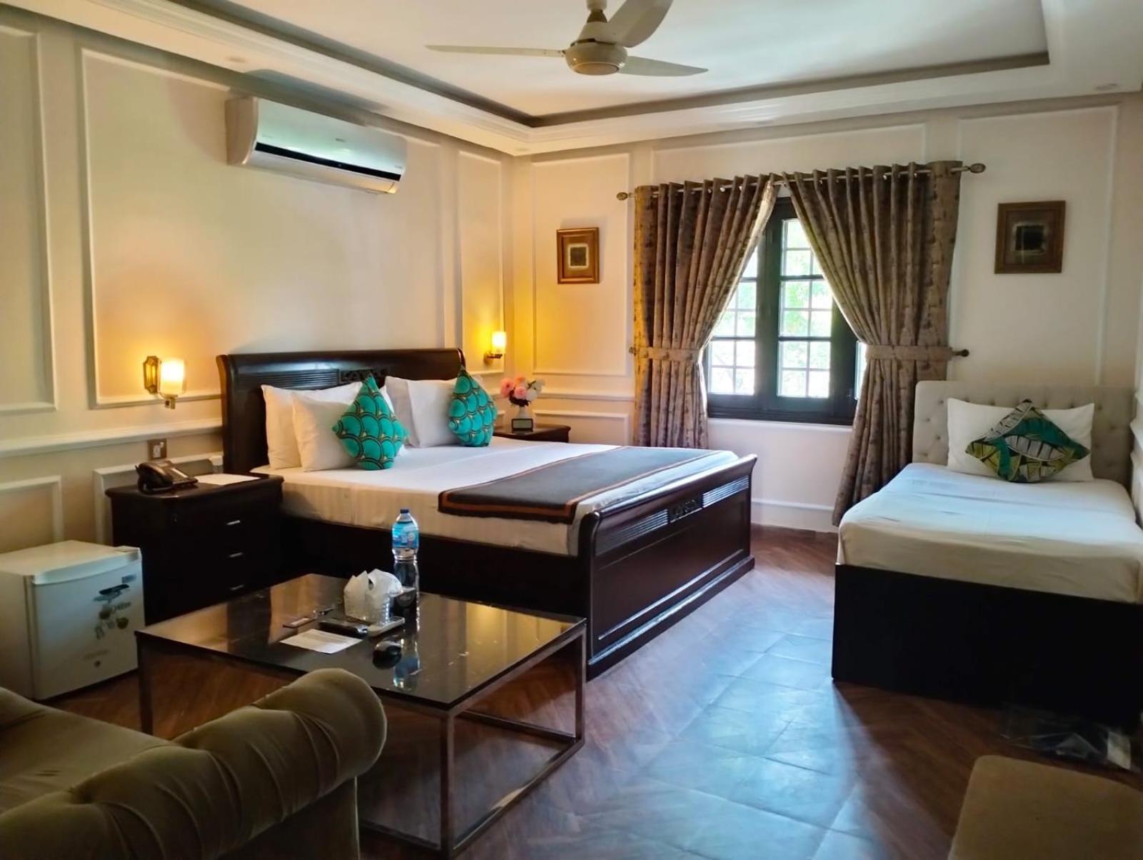 Riviera Courtyard Guest House Islamabad Eksteriør bilde